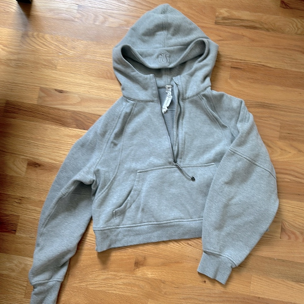 Cropped quarter zip